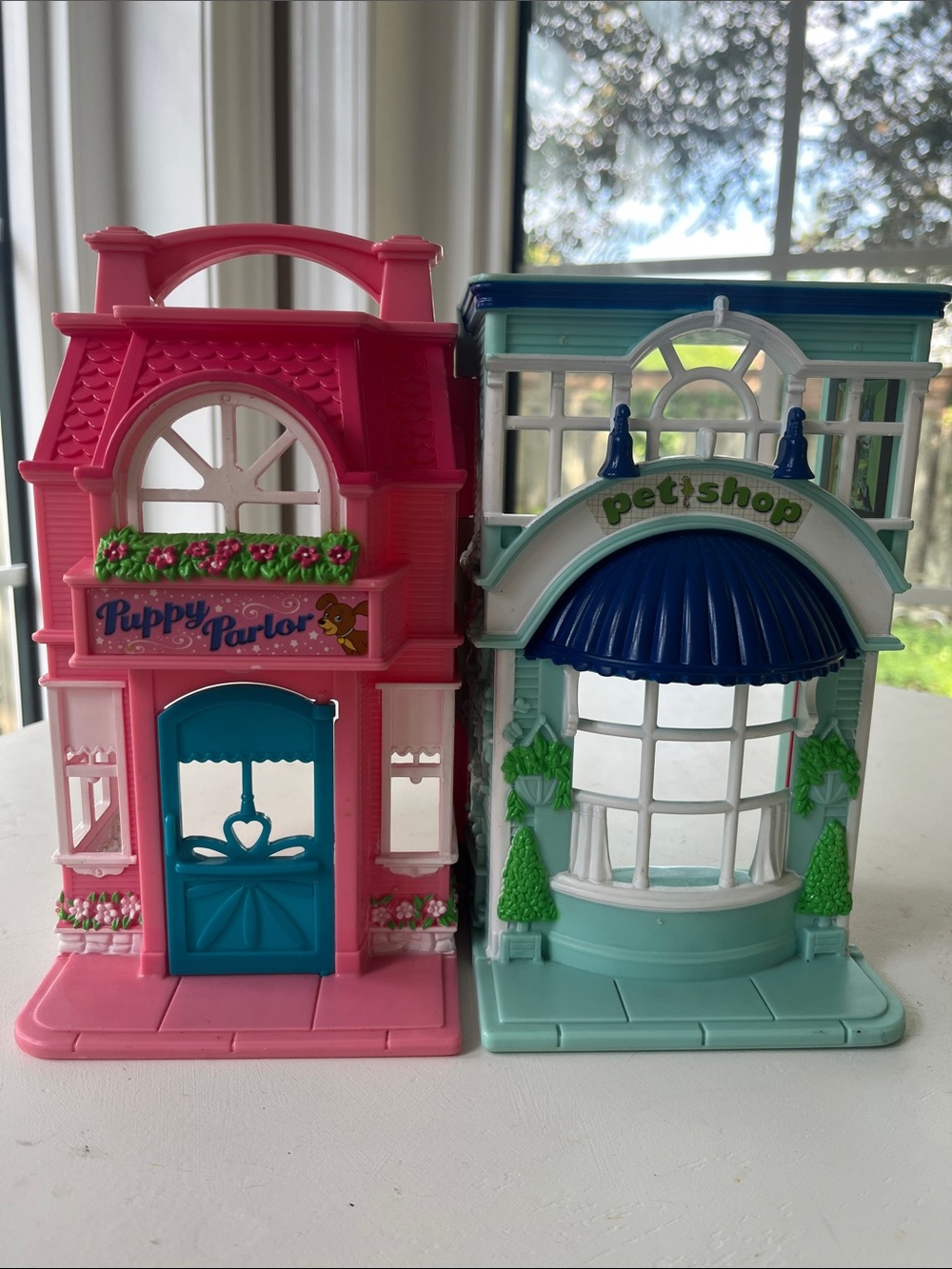 Fisher price Sweet streets pet shop and puppy parlor grooming salon